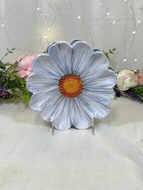 Rachel Ashwell Daisy Shaped White Blue Melamine Salad Plates 8.5" Set of 4 New